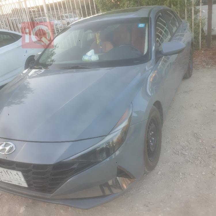 هیوندای ئەلەنترا